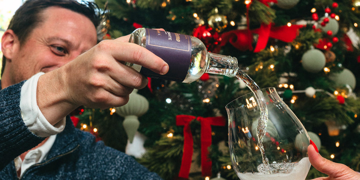 5 Ways to Enjoy a Wine Advent Calendar This Holiday Season