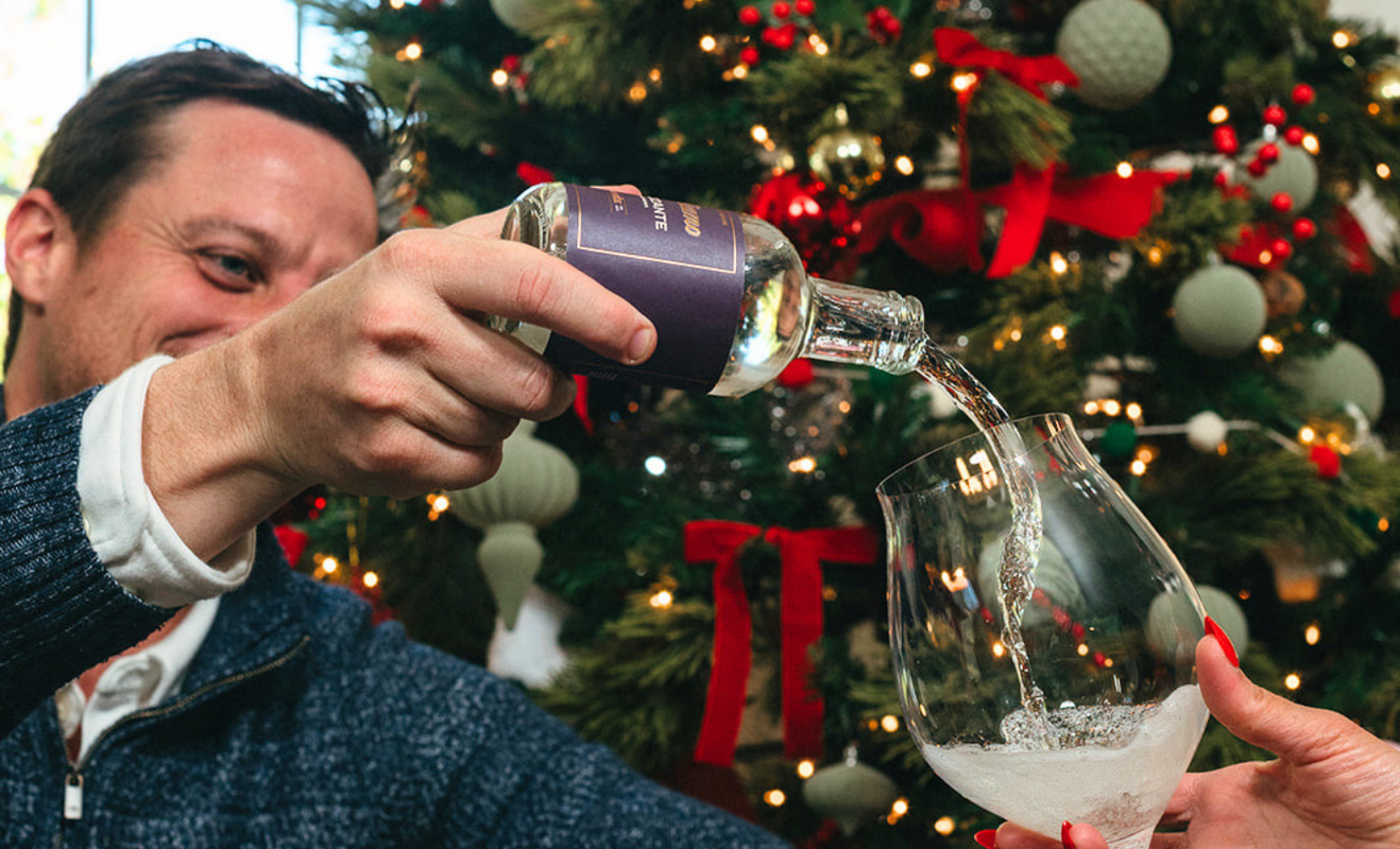5 Ways to Enjoy a Wine Advent Calendar This Holiday Season