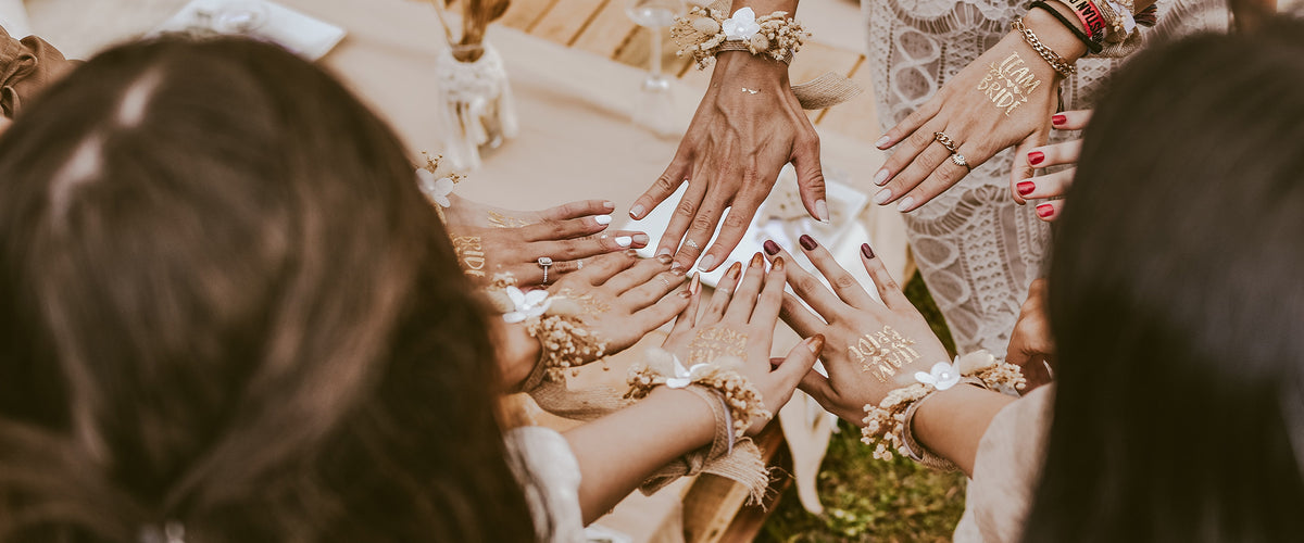 Bridesmaid Proposal and Wedding Wine Ideas